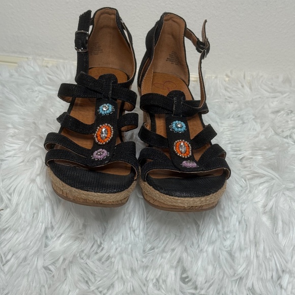 Jessica Simpson Girls Sandals - Picture 5 of 9